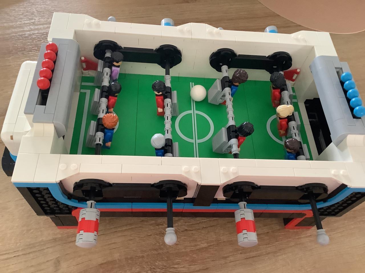 Lego voetbalspel 21337
