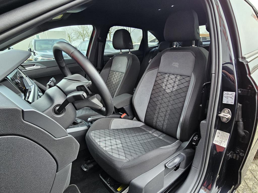 Volkswagen Taigo 1.5 tsi dsg r-line | acc | camera | carplay