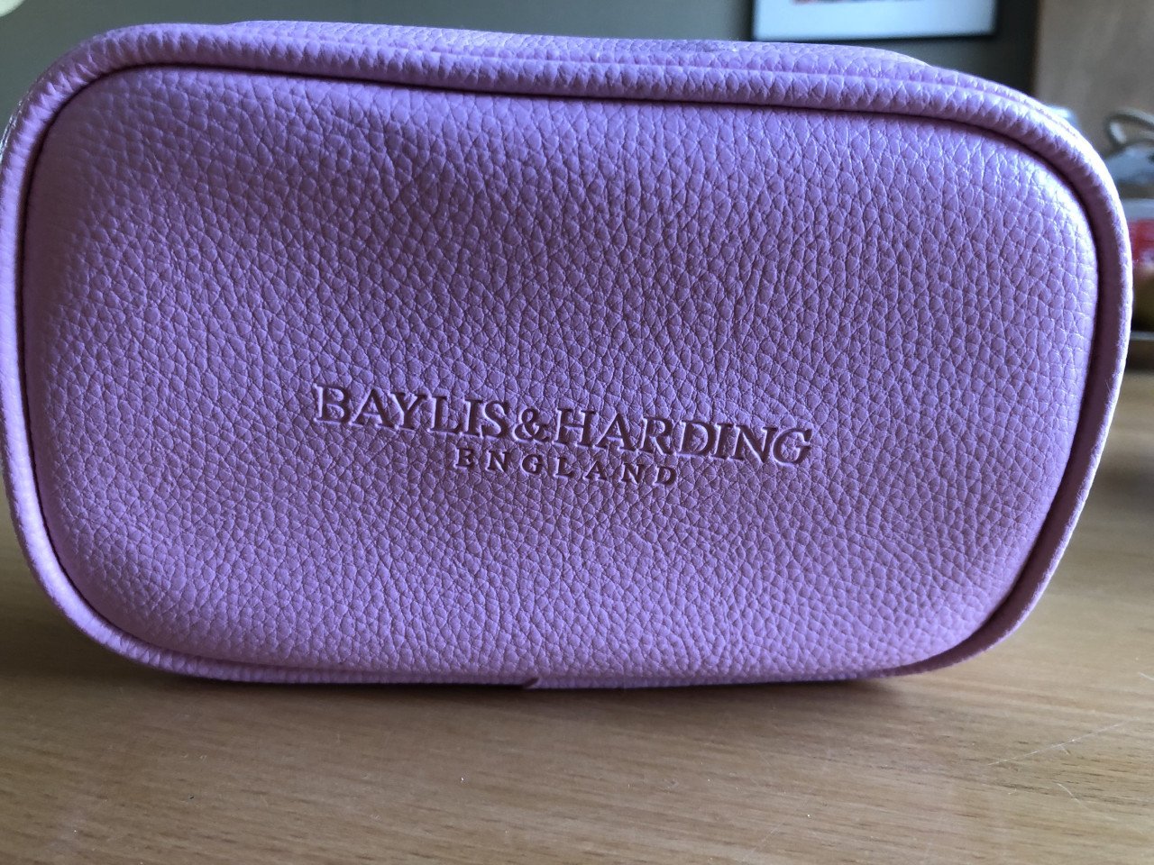 Te koop geschenkset van "Baylis & Harding".(nieuw).