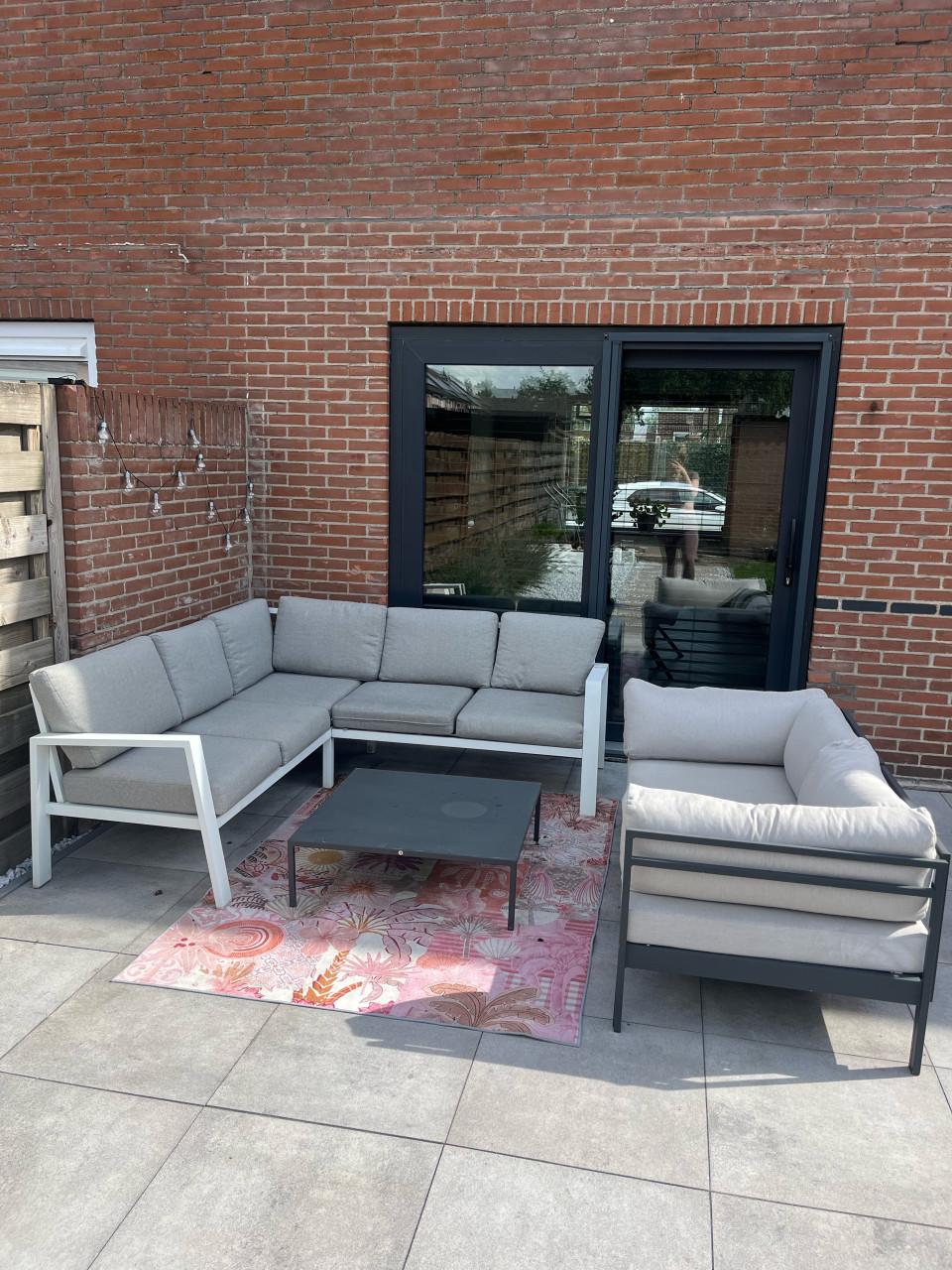 2 loungebanken