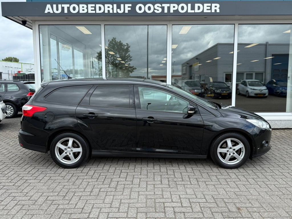 Ford Focus wagon 1.0 ecoboost lease trend