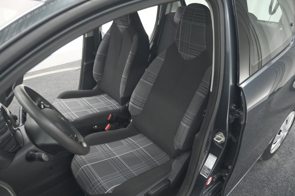 Peugeot 108 1.0 e-vti blue lion | airco | bluetooth | elektrische ramen | 5