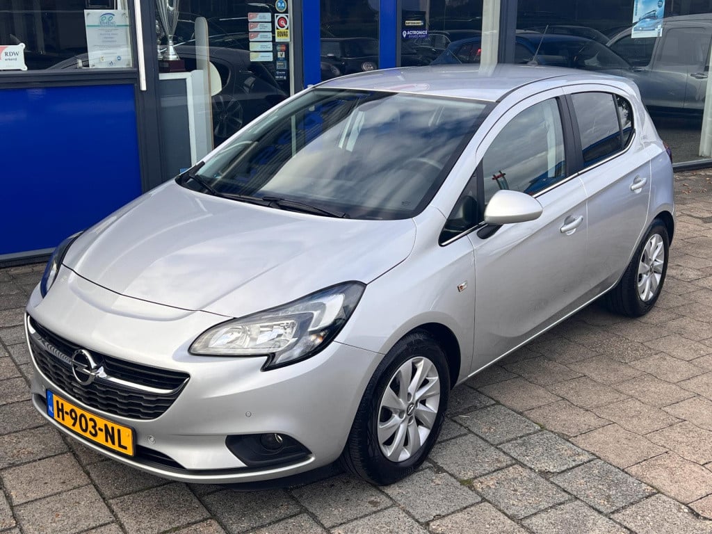 Opel Corsa 1.4 120 jaar edition, carplay, trekhaak enz. enz...