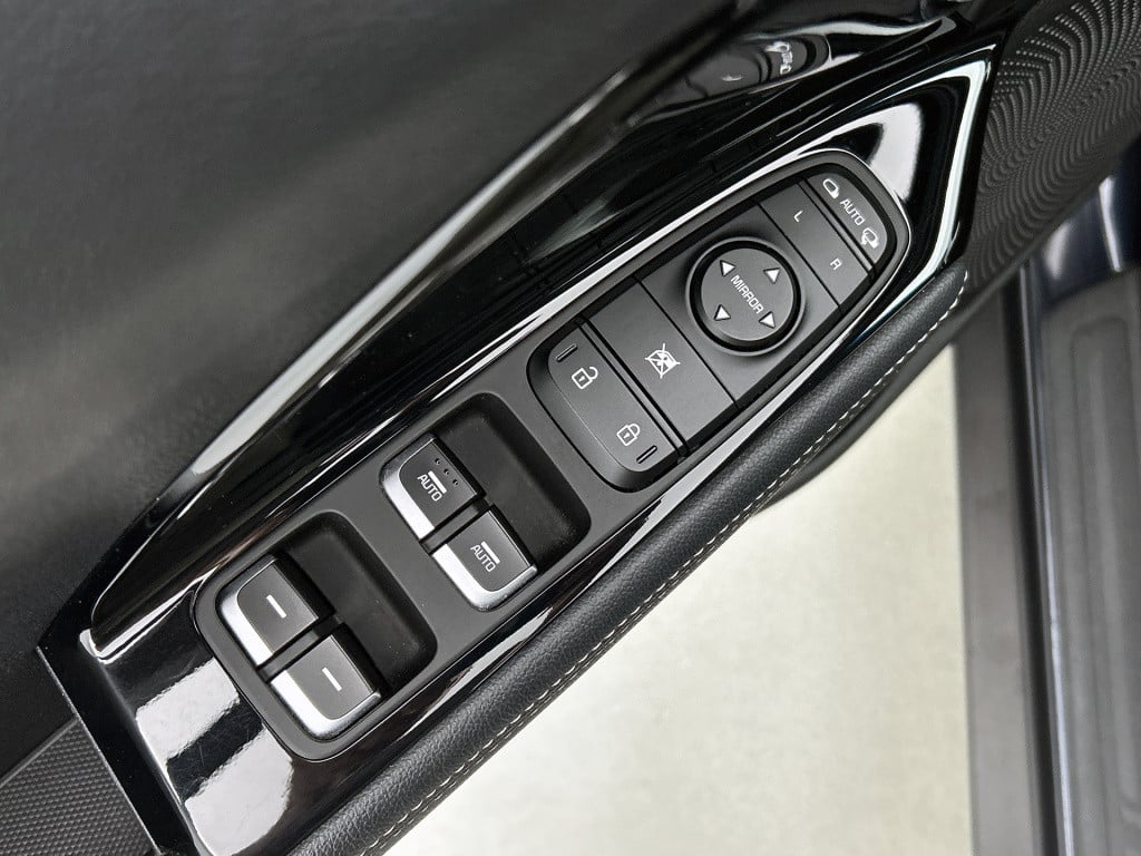 Kia Niro 1.6 gdi hybrid dynamicline | navi | automaat | trekhaak tbv fietse