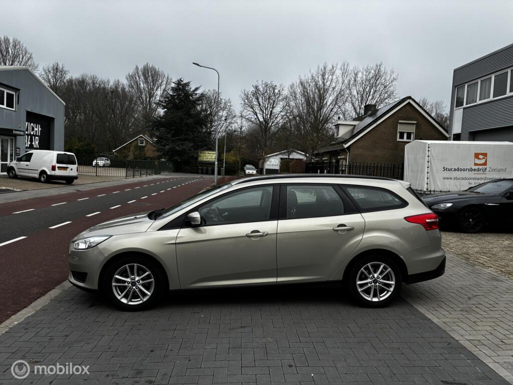 Ford Focus Wagon 1.0 Lease Edition Airco km93.229 Nap BJ2016
