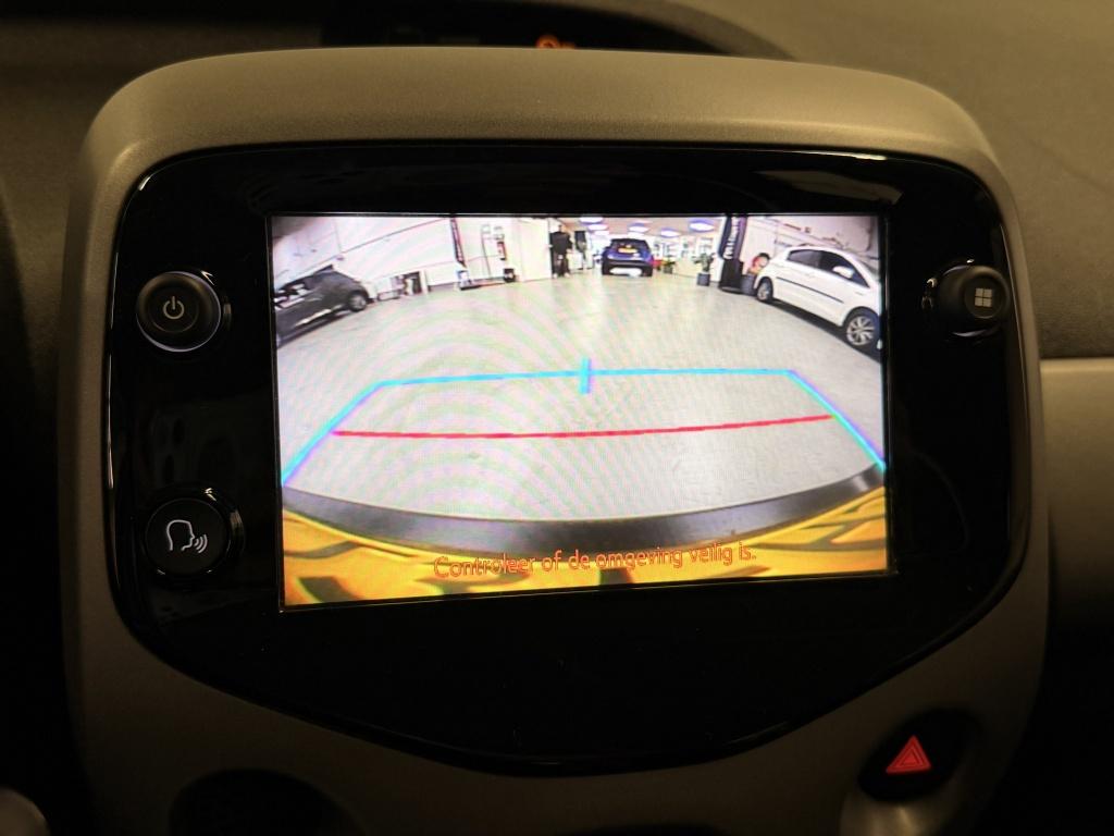 Toyota Aygo 1.0 vvt-i x-play| camera| carplay| cruise| airco