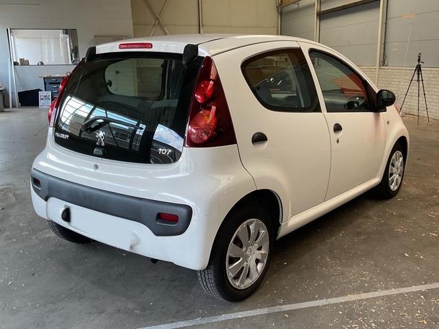 Peugeot 107 1.0 airco | 5-deurs | facelift | nap | 2e eigenaar etc.