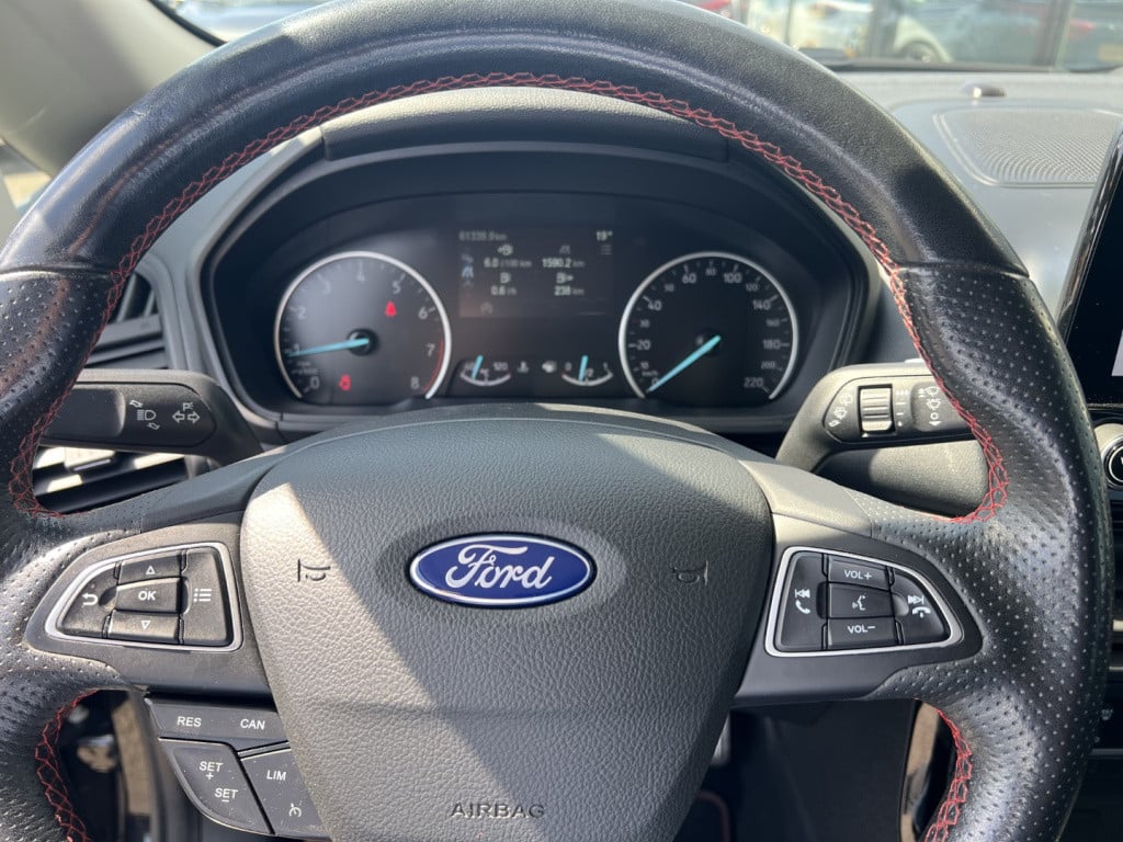 Ford Ecosport 1.0 ecoboost 125pk st-line black ,trekhaak , voorruitverwarmi