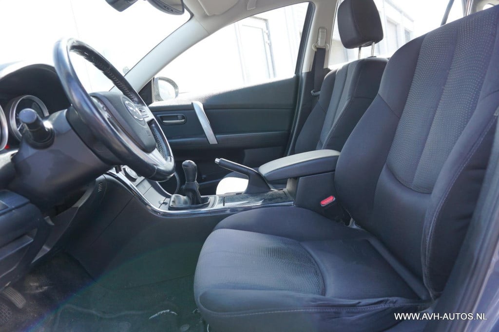 Mazda 6 1.8 touring