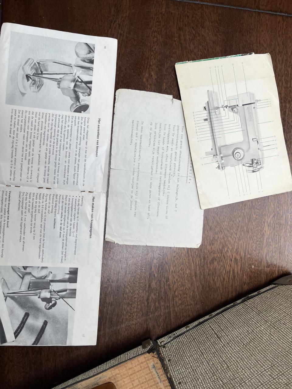 Naaimachine vintage turquoise