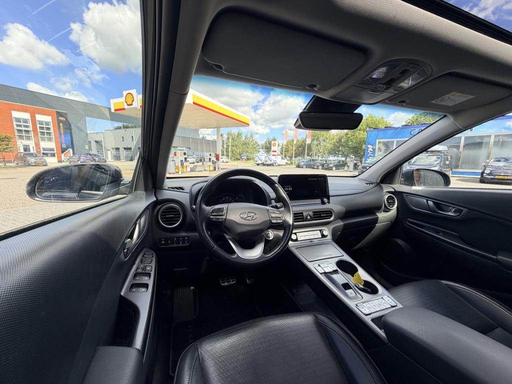 Hyundai Kona ev premium sky 64 kwh | full options | range 450 km