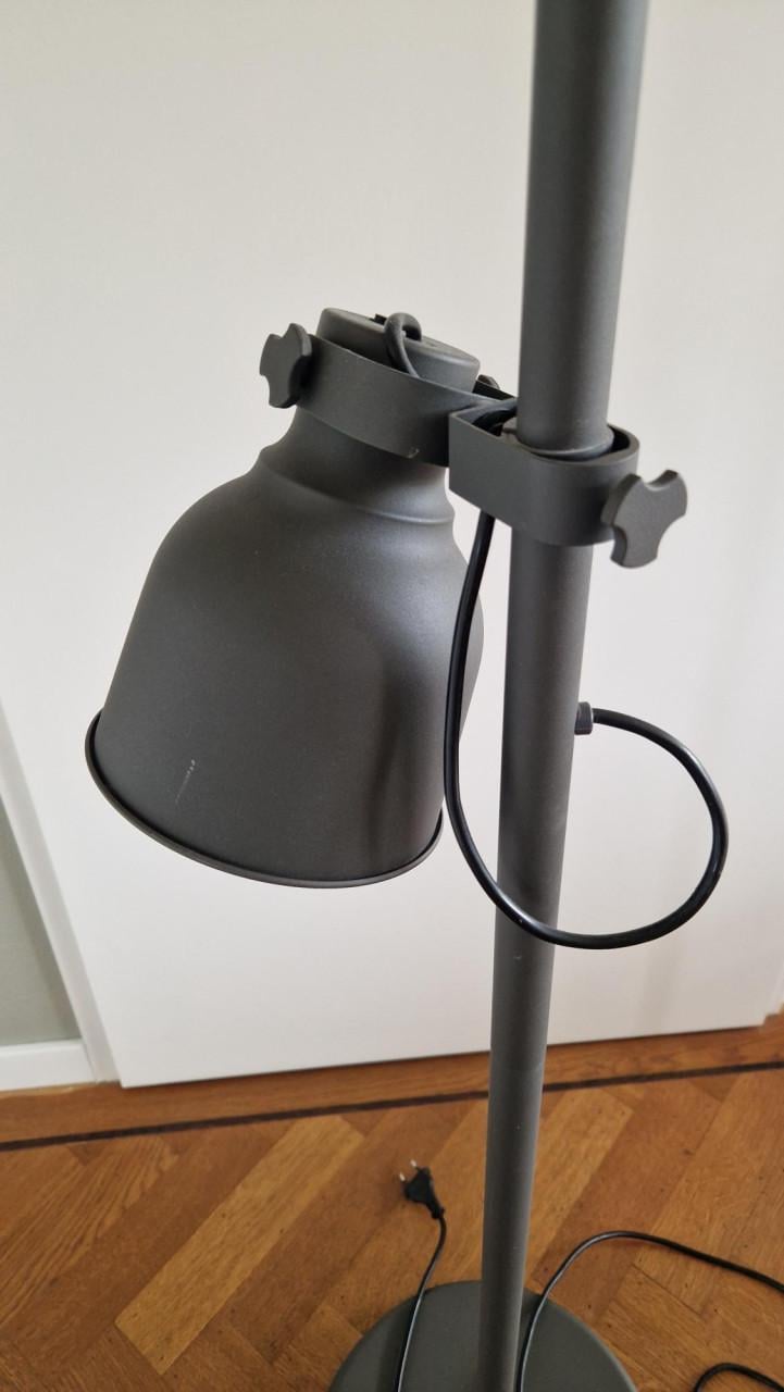 Staande vloerlamp