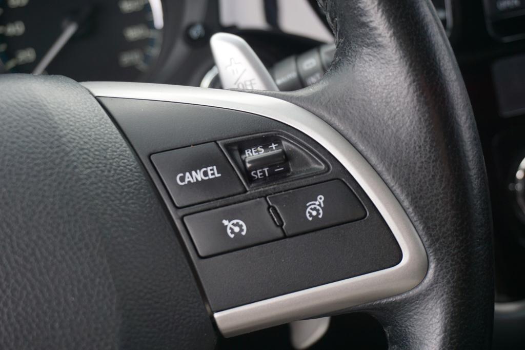 Mitsubishi Outlander 2.0 phev executive edition automaat - navi / cruise / 