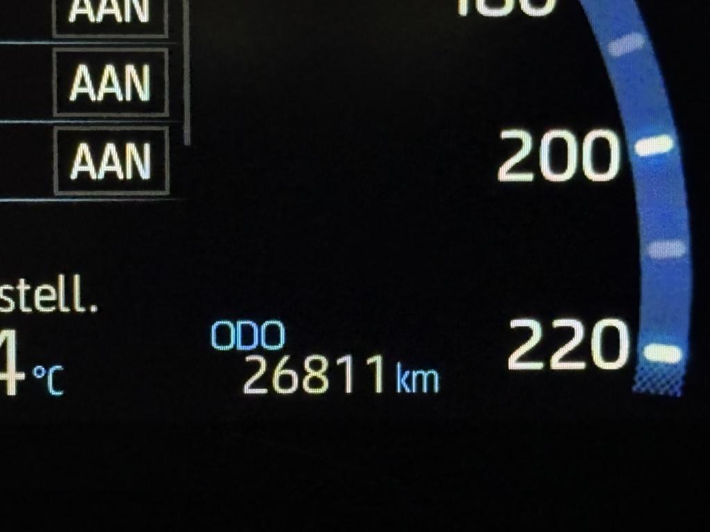 Toyota Yaris Cross 1.5 hybrid executive | 360 camera | bsm | stoelverwarmin