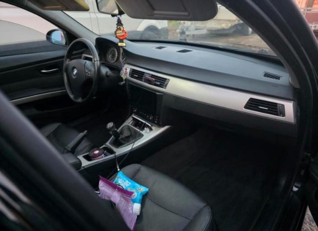 Bmw 320i e91 met panorama.