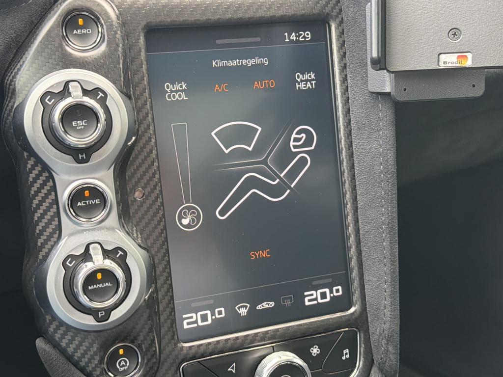 Mclaren 765lt 4.0 v8 mso clubsport pack | senna brakes | full carbon pack |
