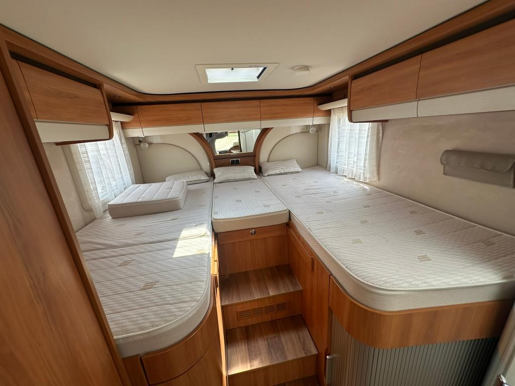 Hymer Onbekend b 778 sl c1 rijbewijs | jaar apk | jaar bovag | afleverbeurt