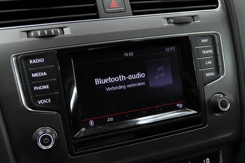 Volkswagen Golf 1.2 tsi highline | acc | pdc | stoelverw. |