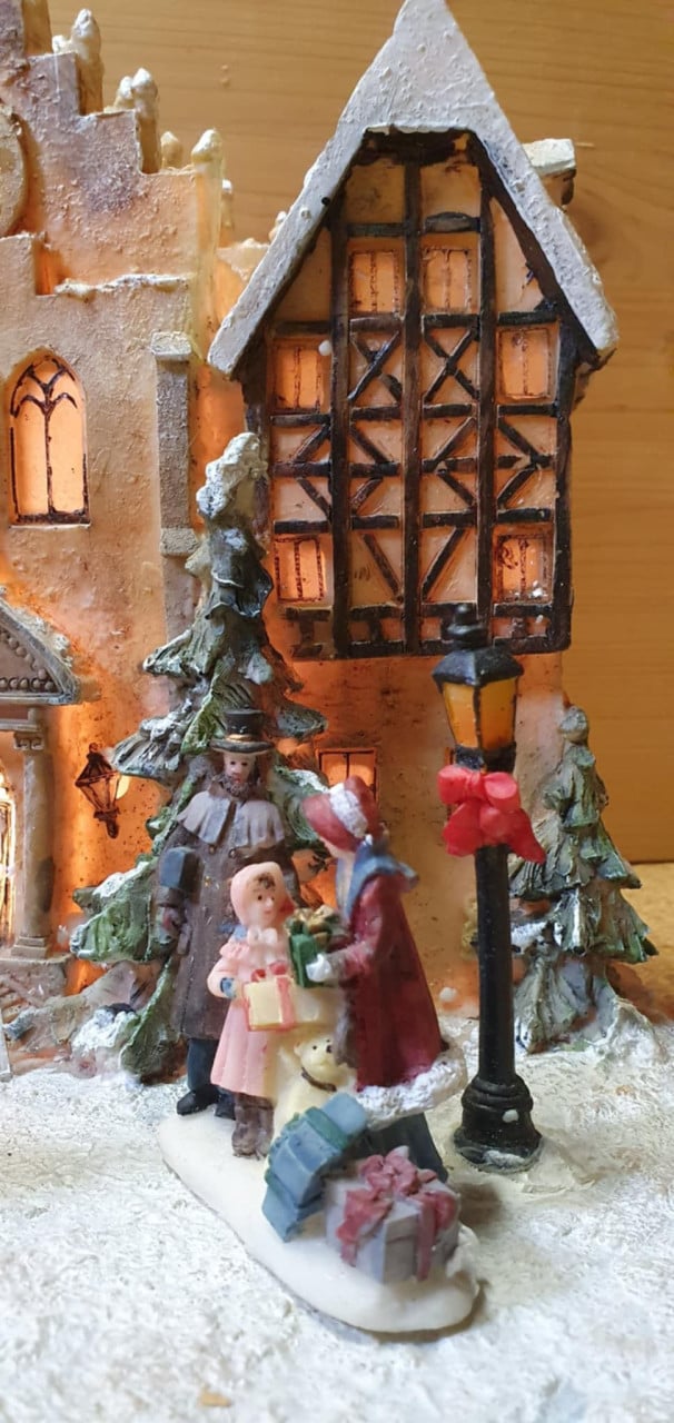 Prachtig kerstdorp met verlichting