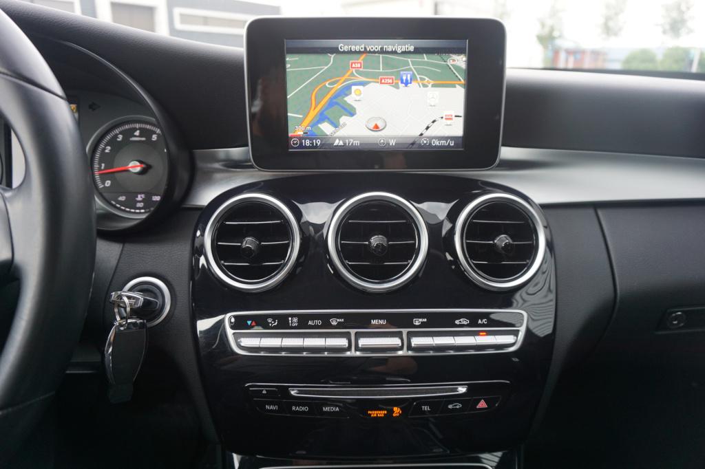 Mercedes-Benz C-Klasse 180 ambition amg line climate / navi / cruise / pdc 