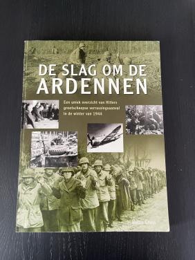 De Slag om de Ardennen -Robin Cross