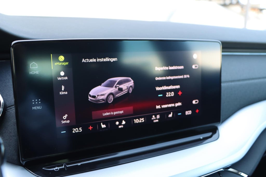 Skoda Octavia combi 1.4 tsi iv phev business edition 204pk dsg6