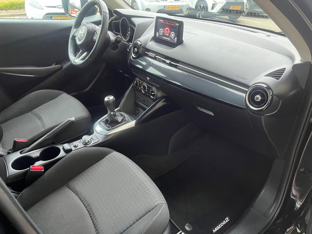 Mazda 2 1.5 skyactiv-g dynamic 90 pk|rijklaar