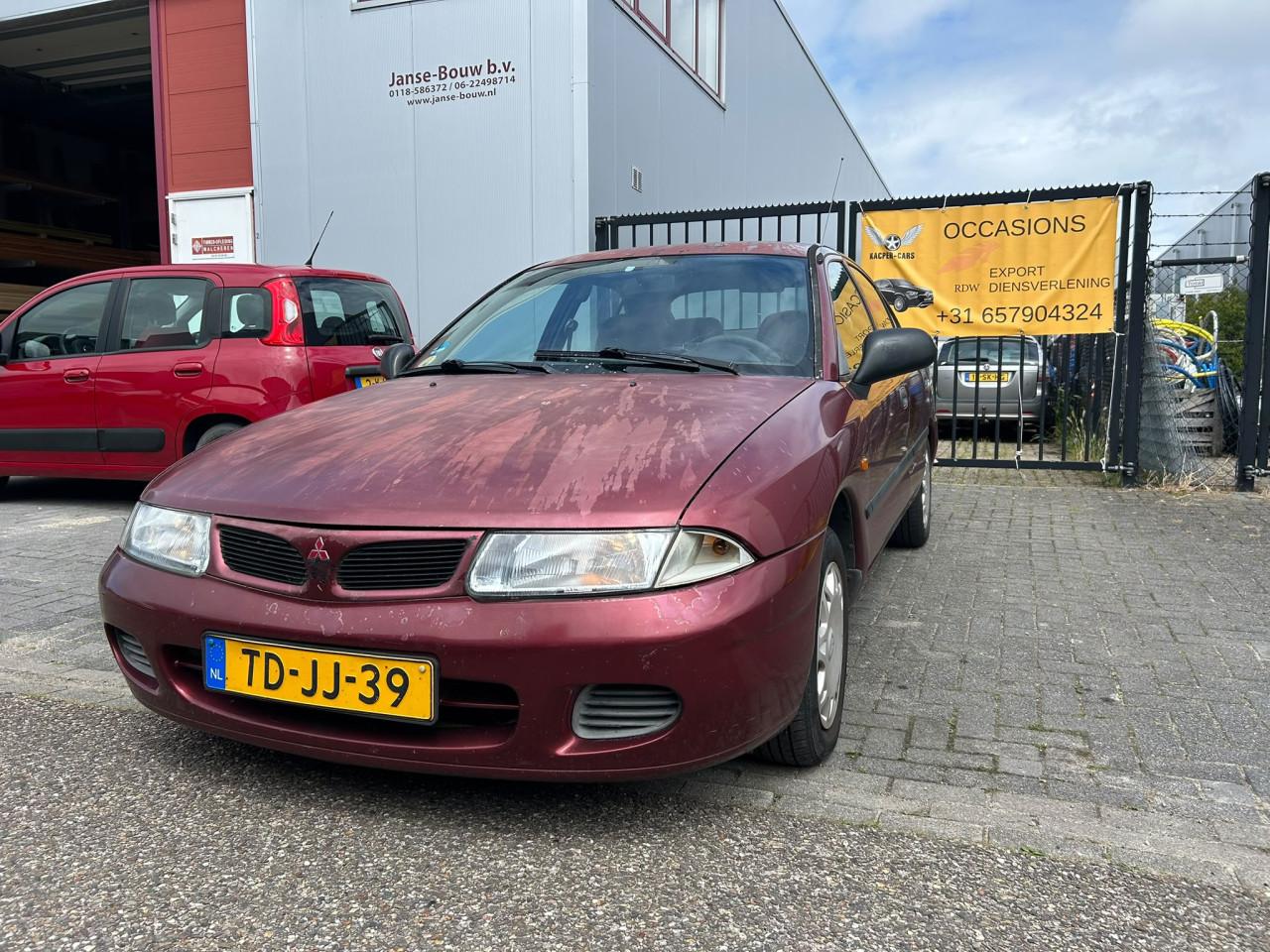 Mitsubishi Carisma 1.6 GL Ijskoude airco!/ BT/ Stuurbekrachtiging
