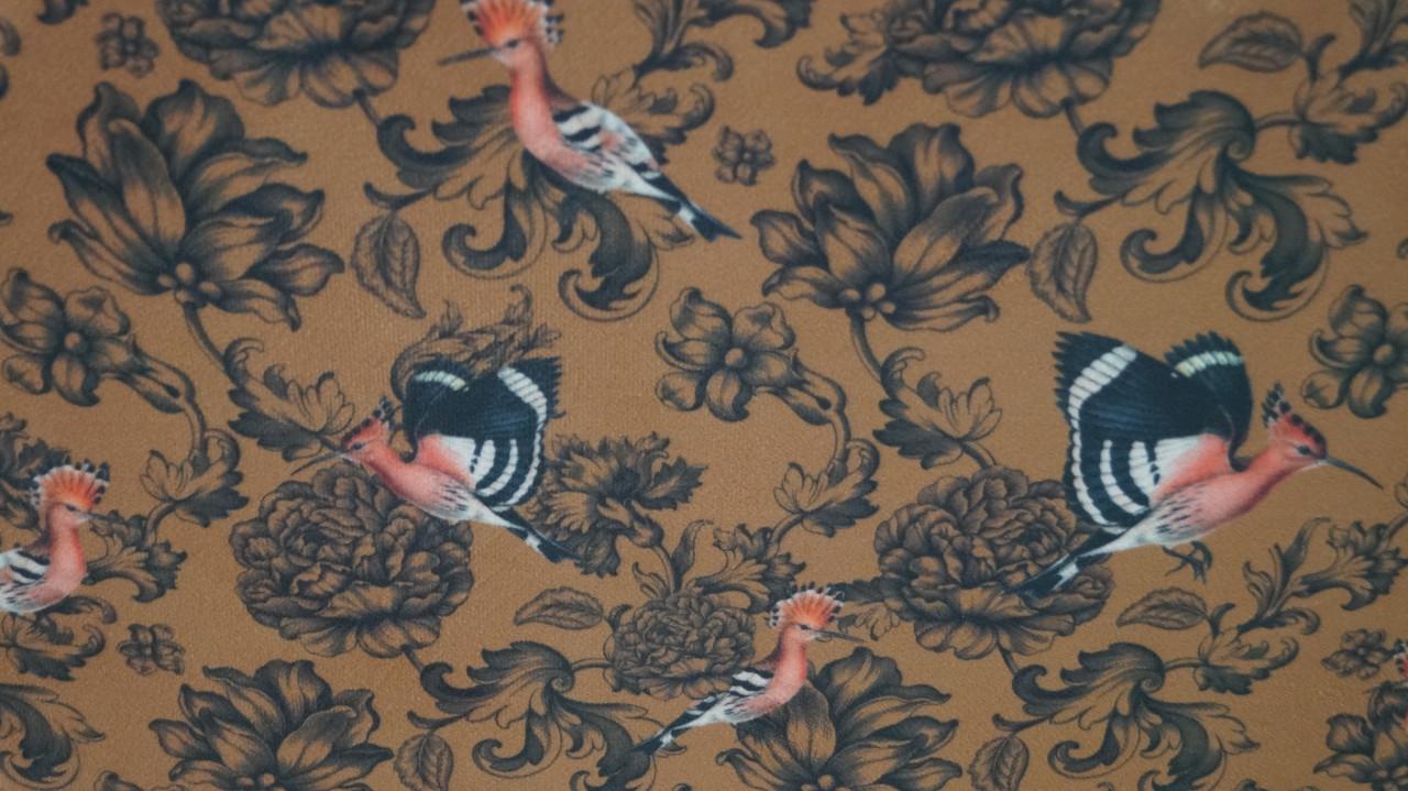 Woood poef met Fenix print.