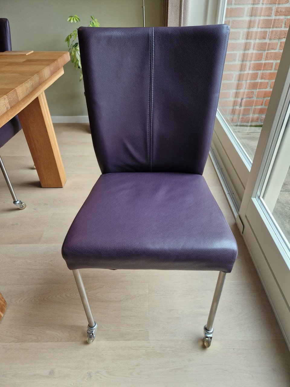 Eiken eettafel met 6 stoelen