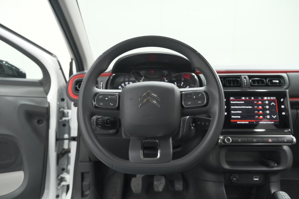 Citroen C3 puretech 82 c-series | parkeersensoren | navigatie | climate con