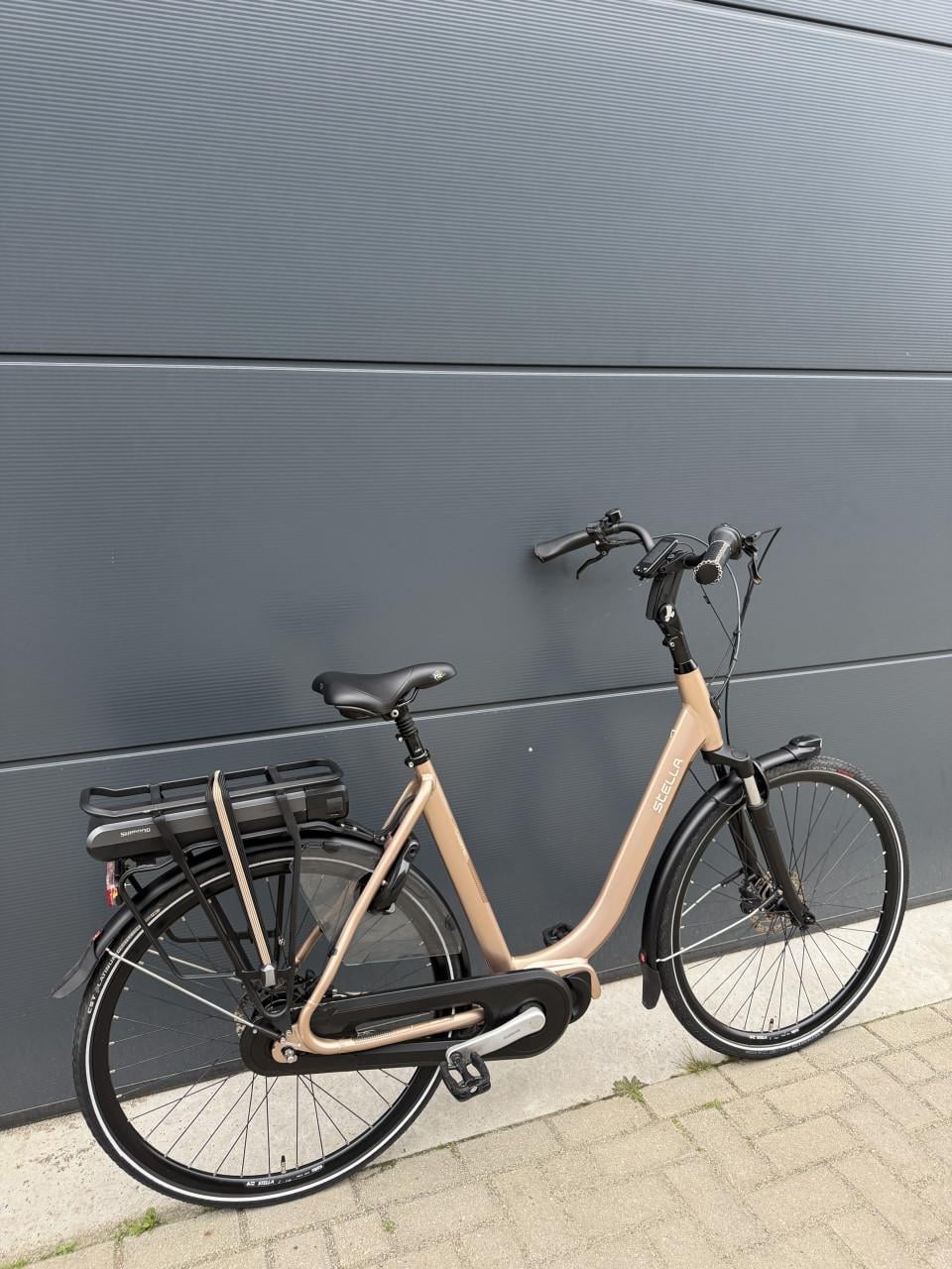 Stella Livorno middenmotor elektrische fiets 500WH!