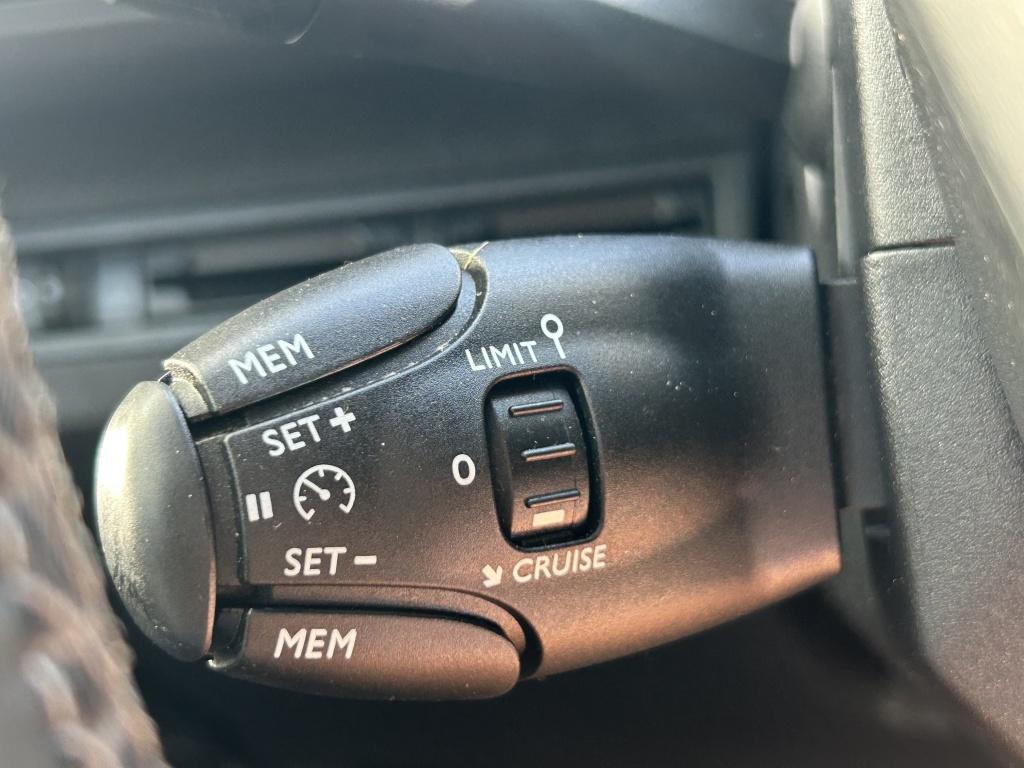 Peugeot 3008 1.2 puretech 130pk s&s allure navigatie | bt | applecarplay & 