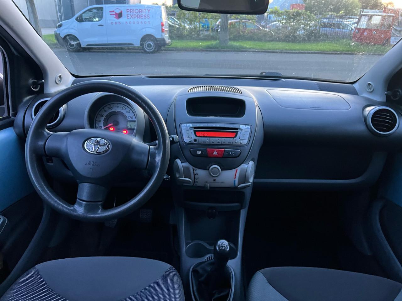 Toyota Aygo 1.0-12V Airco € 999