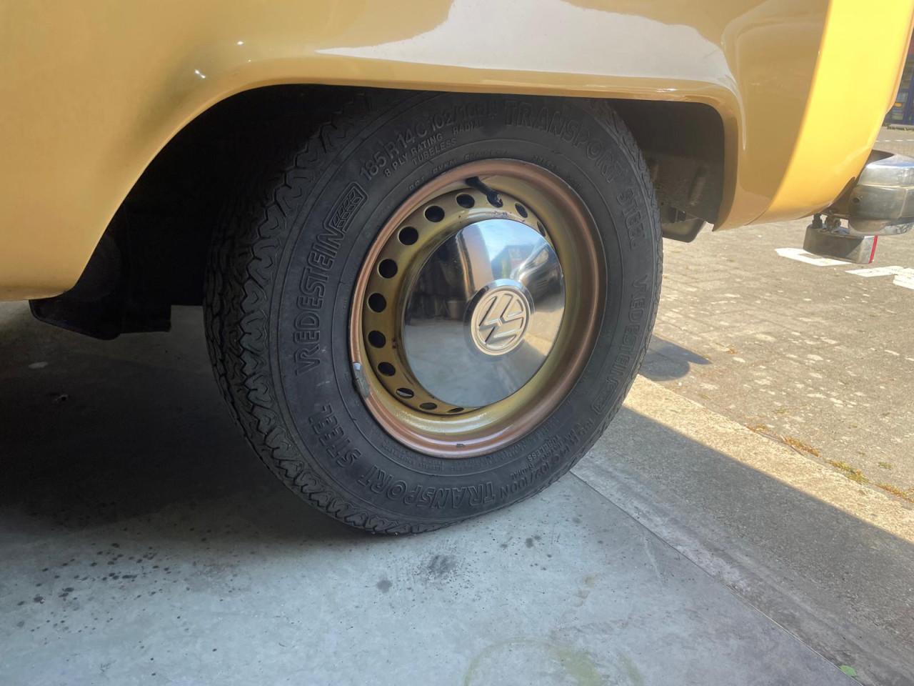 Volkswagen T2, Kever wieldop chrome schuurvondst NIEUW!