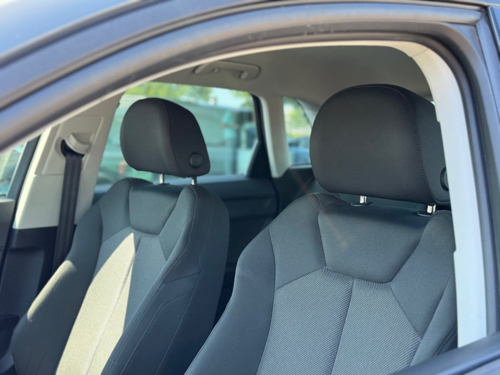 Audi Q3 35 tfsi advanced * matrix led * keyless * trekhaak