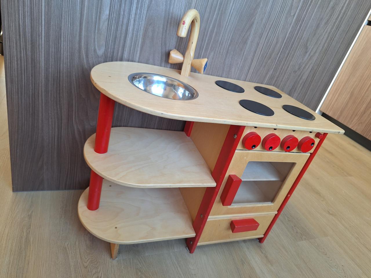 Vintage speelgoed keuken