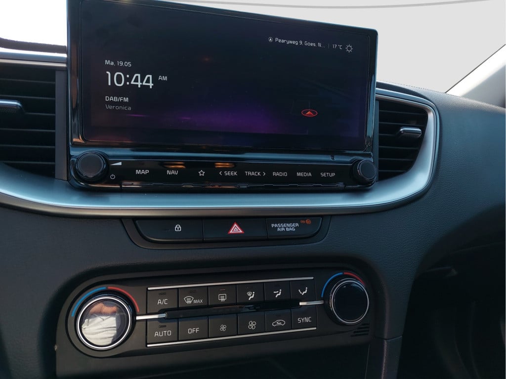Kia Ceed Sportswagon 1.5 t-gdi dynamicline | trekhaak | parkeercamera | app
