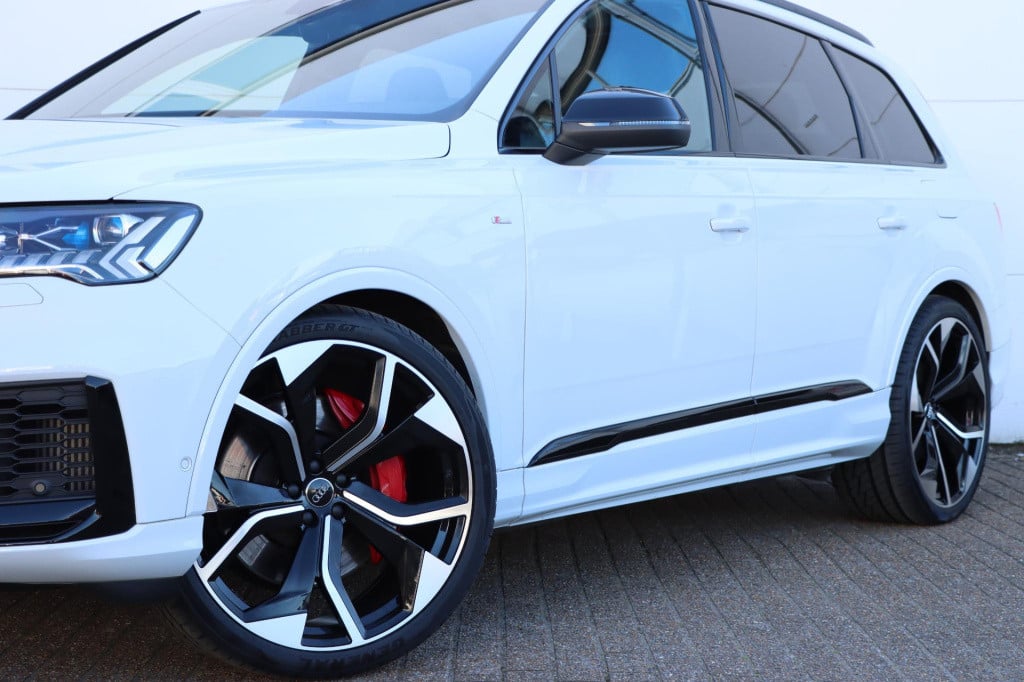 Audi Q7 60 tfsi e quattro pro line s competition 462pk tip