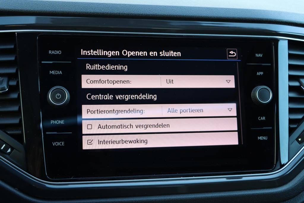 Volkswagen T-roc 1.5 tsi sport