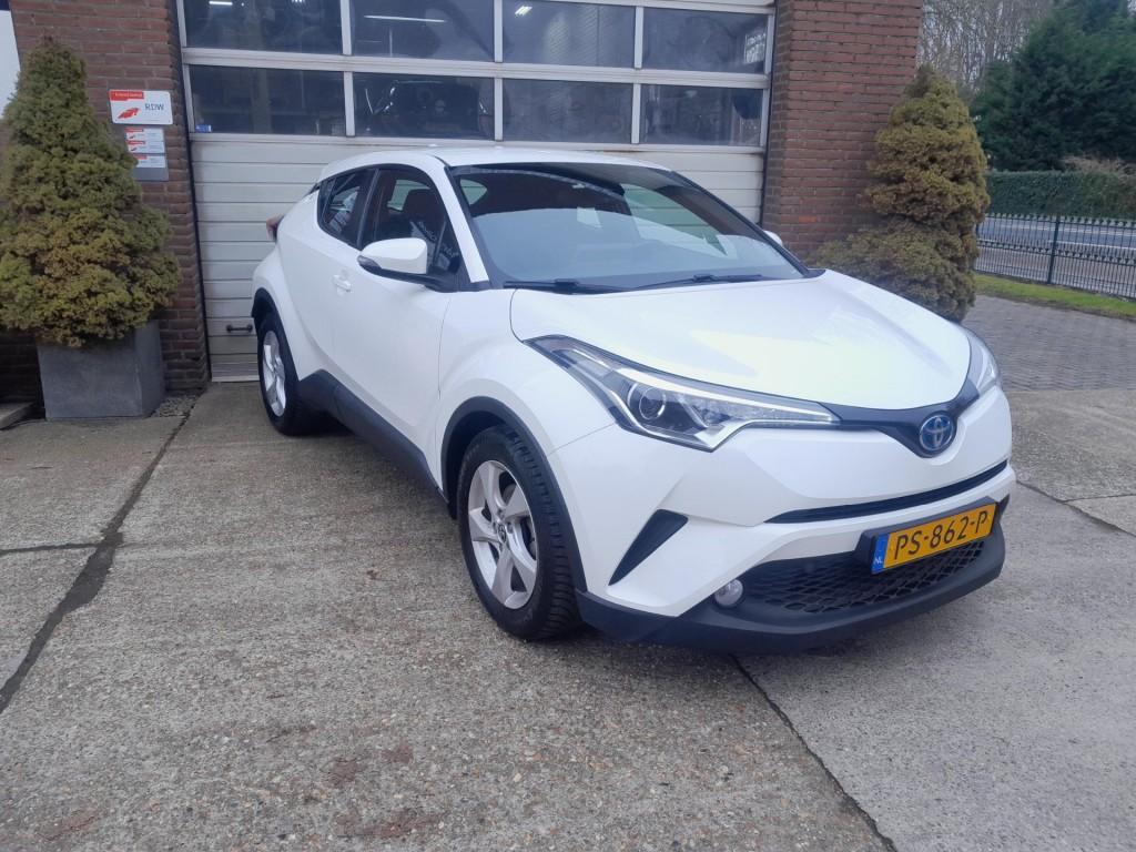 Toyota C-hr 1.8 hybrid dynamic ---verkocht---