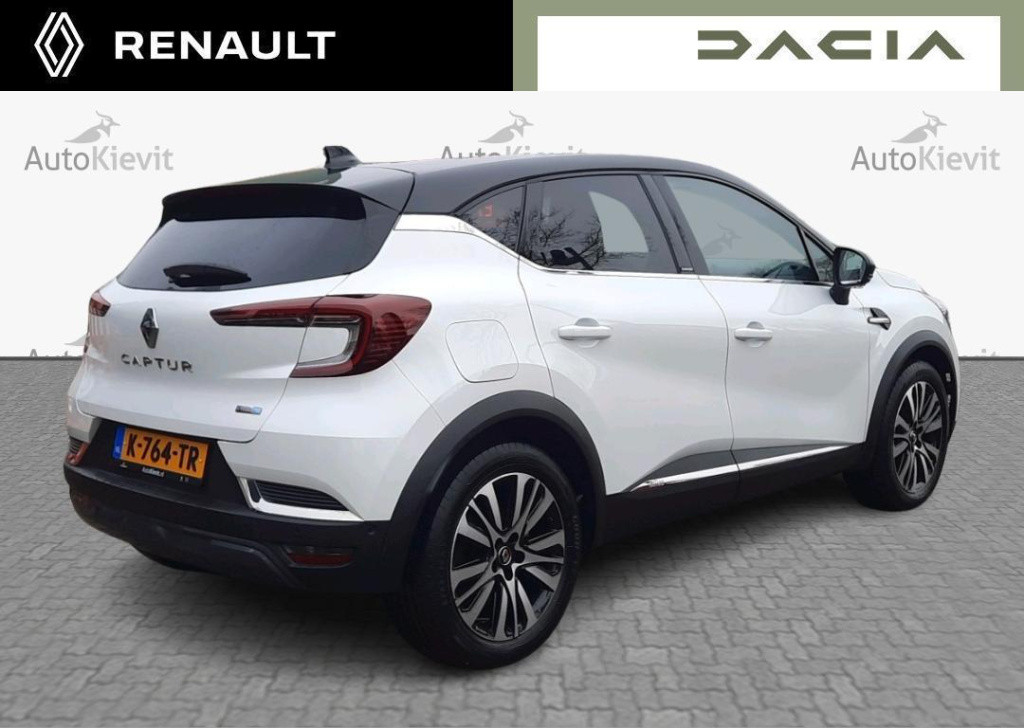 Renault Captur 1.6 e-tech plug-in hybrid 160 initiale paris