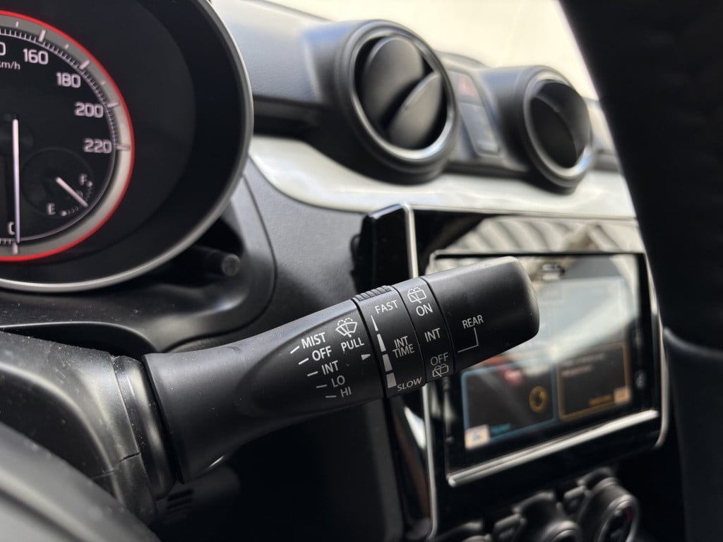 Suzuki Swift 1.2 stijl smart hybrid