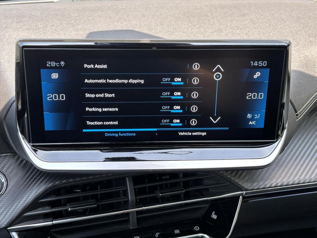 Peugeot 2008 1.2 puretech 130pk gt-line| carplay|camera|panodak|rijklaarpri