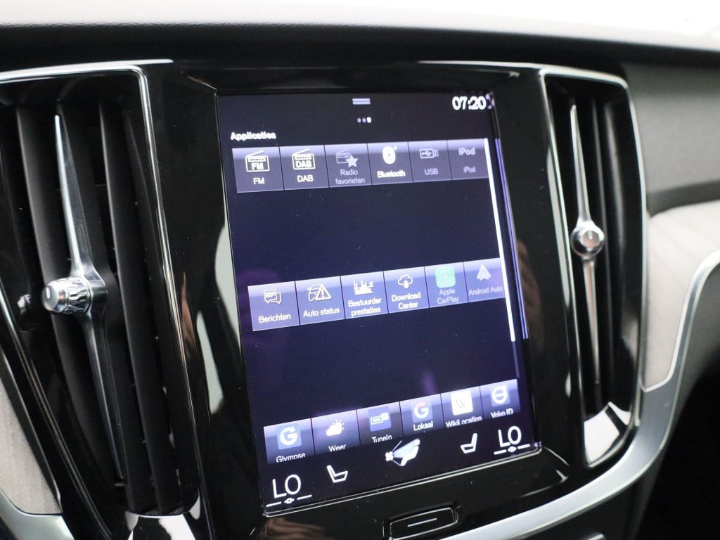 Volvo V60 2.0 b4 inscription | automaat | lmv | virtual cockpit | parkeer s