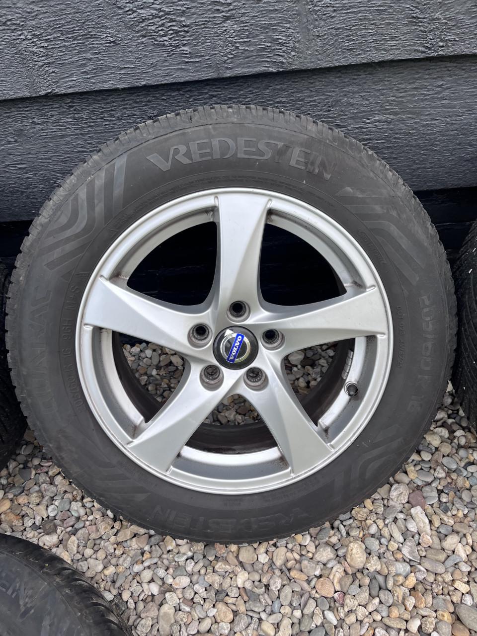 Velgen plus ZGAN banden all season