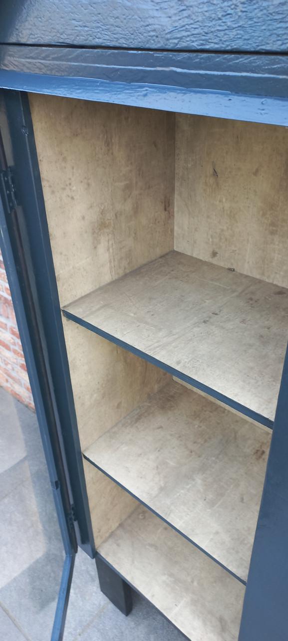 Nieuwe verkoopkast - boekenkast - weggeefkast