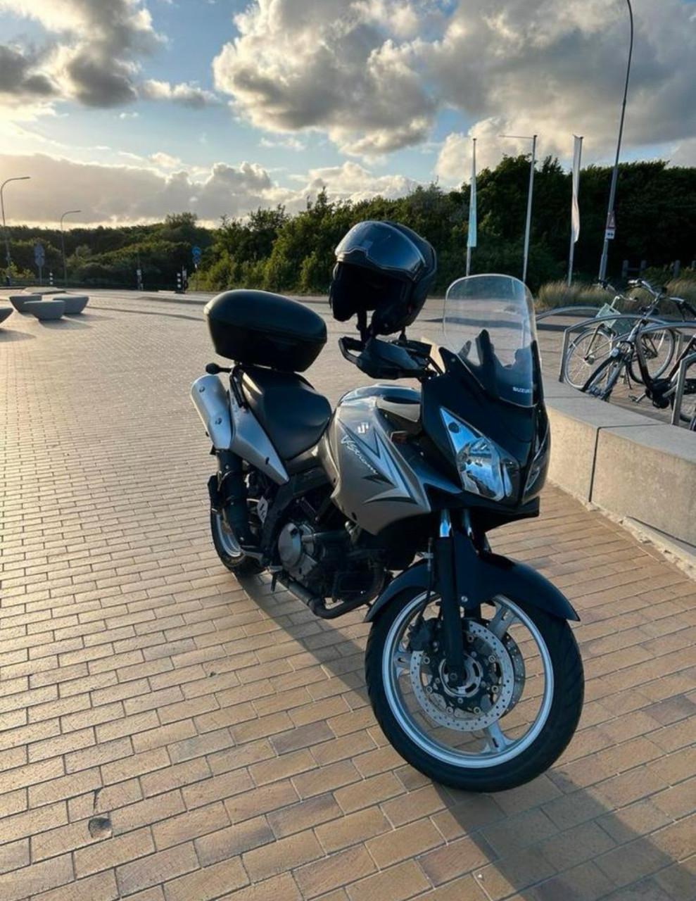 Suzuki V-strom 650 uit 2011