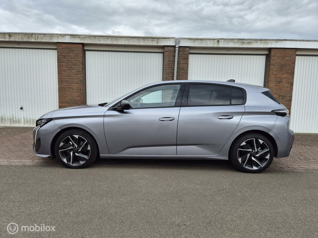 Peugeot 308 1.2 puretech allure / btw auto / automaat / led / acc / achteru