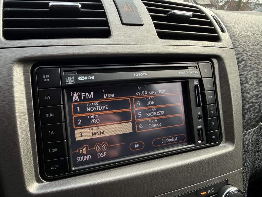 Toyota Avensis wagon 1.8 vvti business